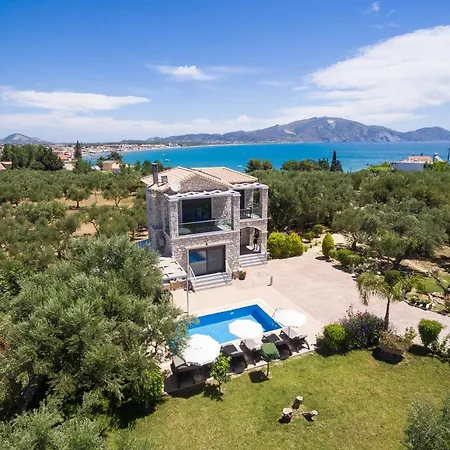 Azure Palatial * Lithakia (Zakynthos)
